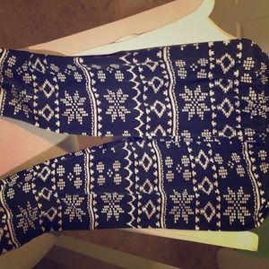 black detailed leggings